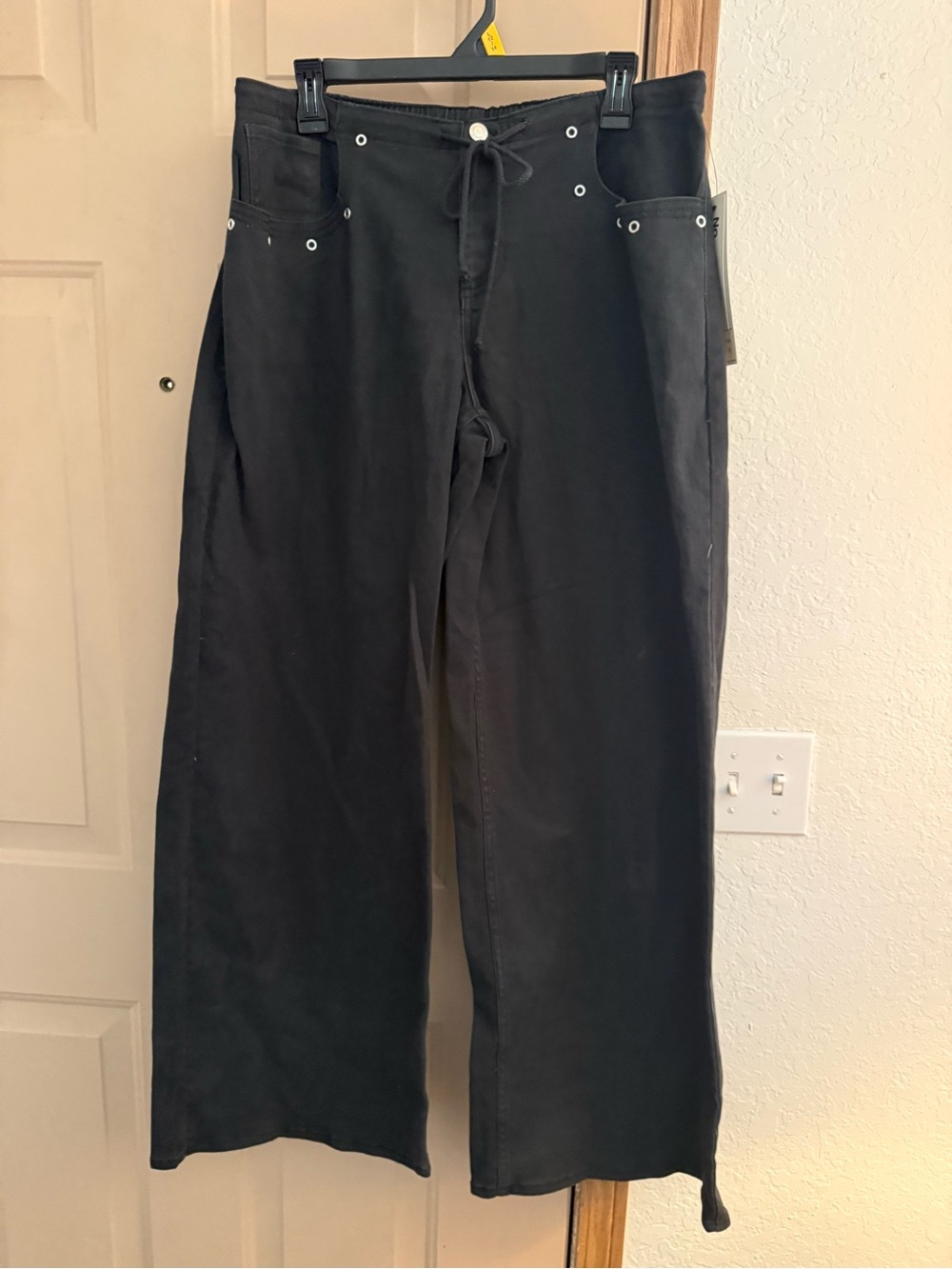 No Boundaries Black Wide-Leg Pants with Drawstring Waist